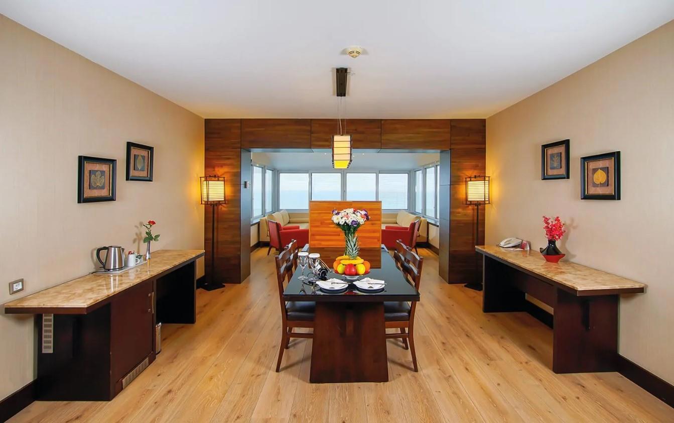 Limak Lara Deluxe Hotel & Resort