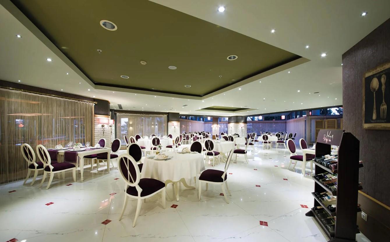 Limak Lara Deluxe Hotel & Resort