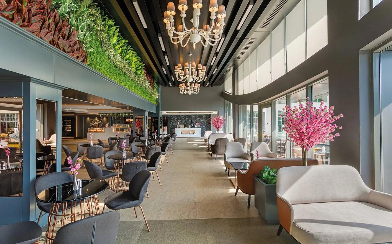 Limak Lara Deluxe Hotel & Resort