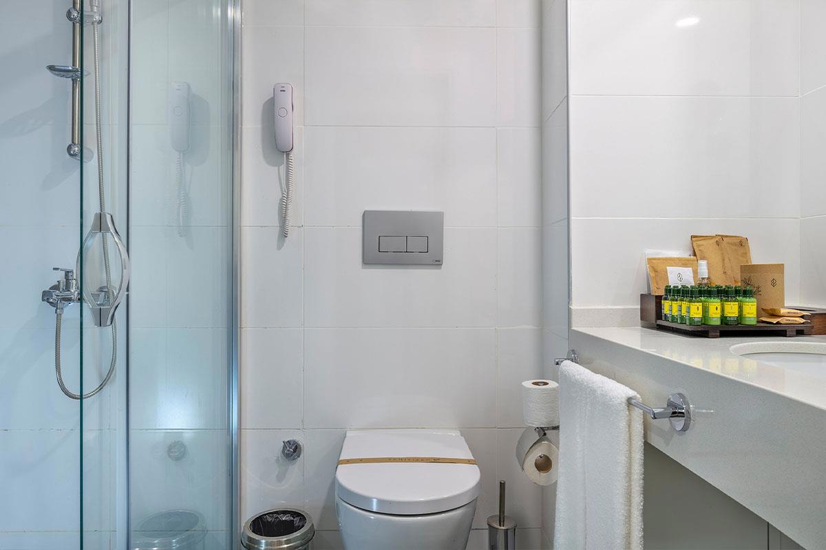 Nirvana Cosmopolitan