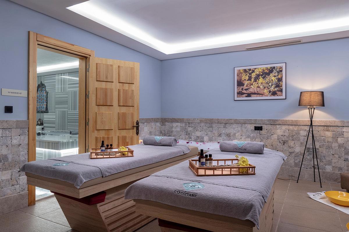 Nirvana Cosmopolitan