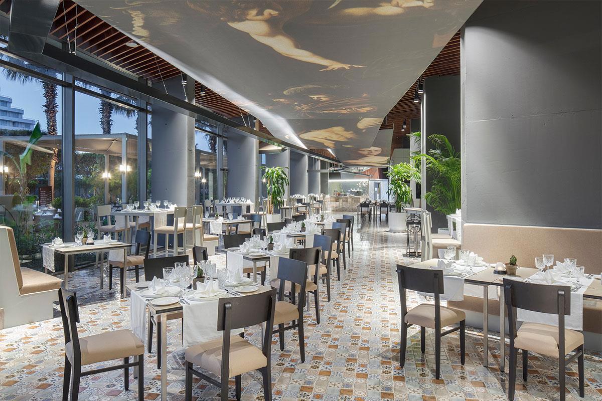 Nirvana Cosmopolitan