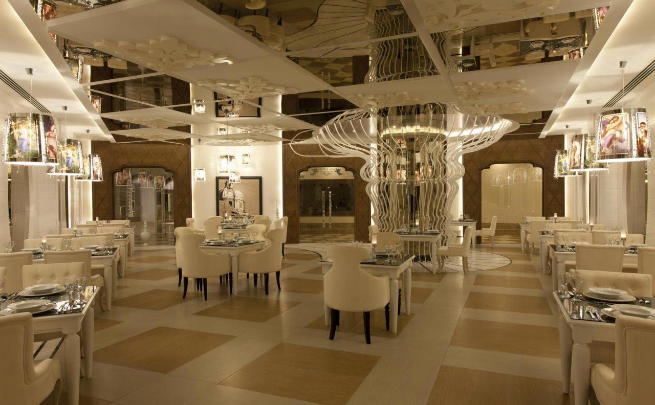 Delphin Imperial Hotel