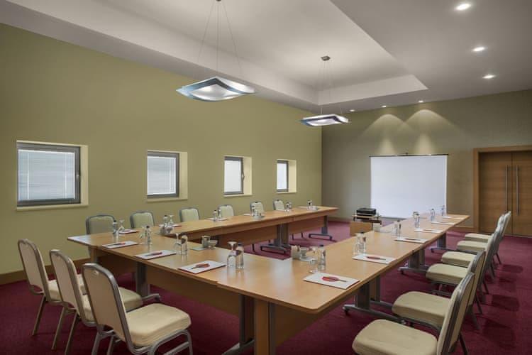 Lara Barut Collection