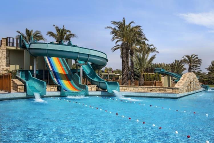 Lara Barut Collection