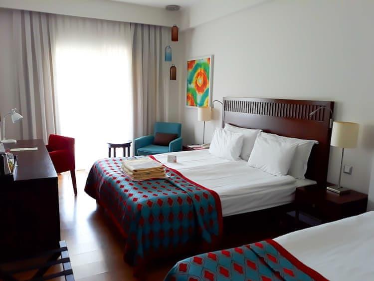 Lara Barut Collection