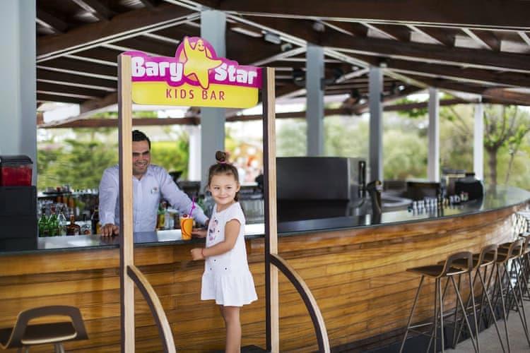 Lara Barut Collection