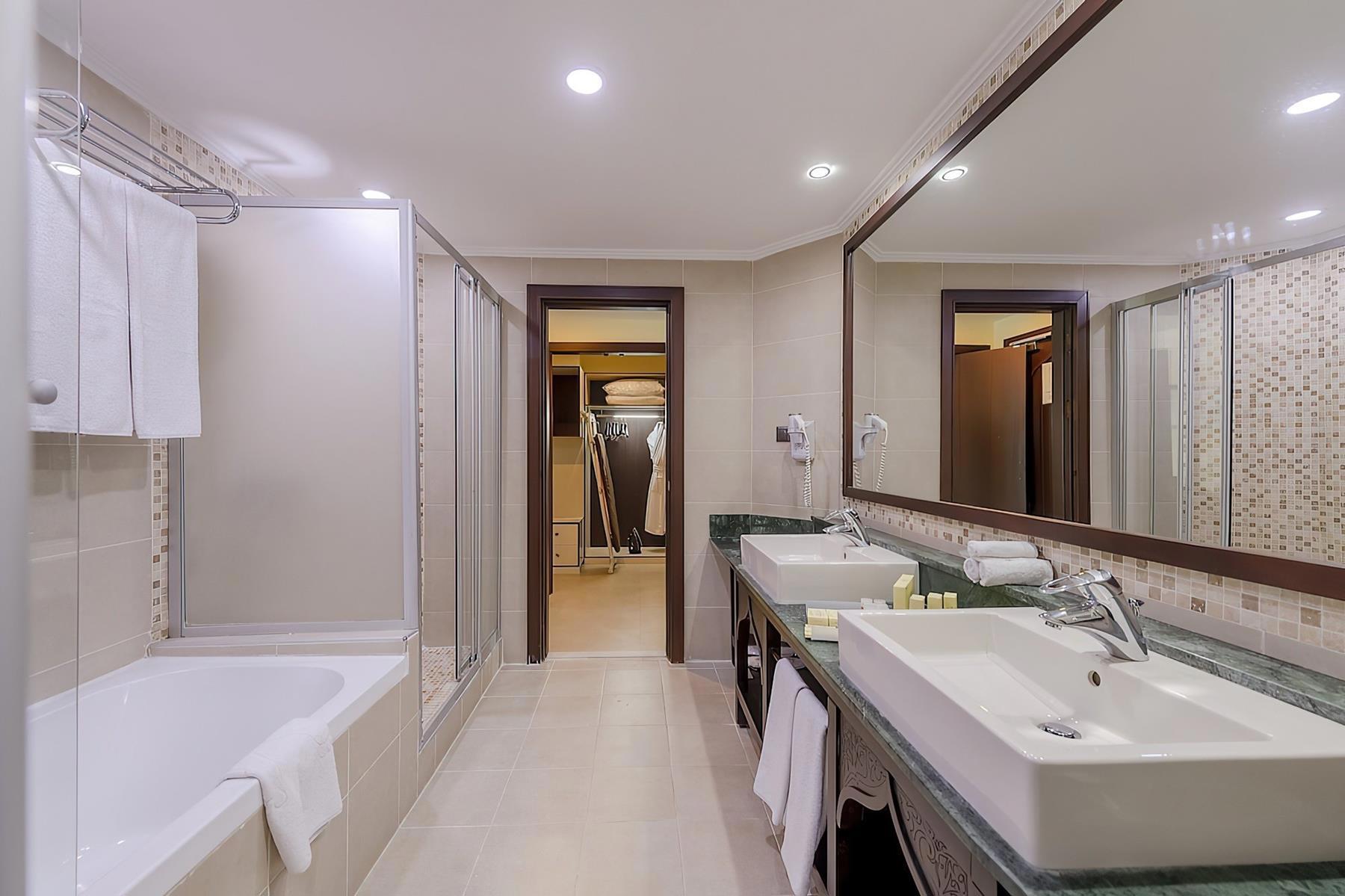 Crowne Plaza Antalya