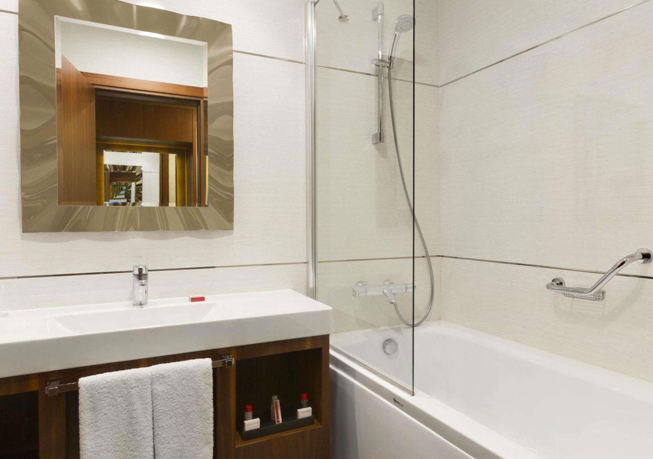 Ramada Hotel & Suites by Wyndham Istanbul Atakoy