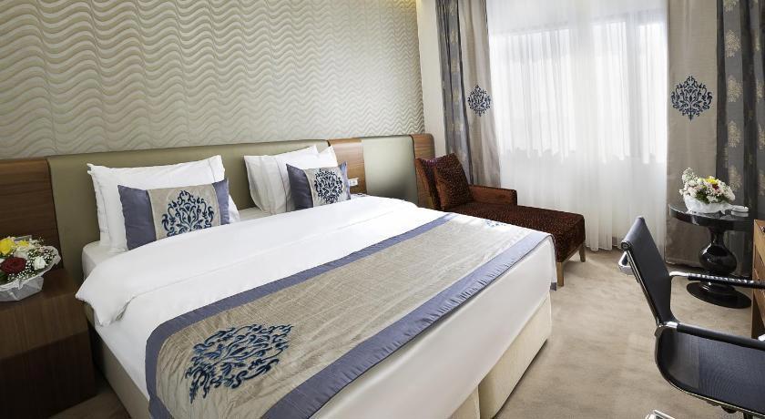 Ramada Hotel & Suites by Wyndham Istanbul Atakoy