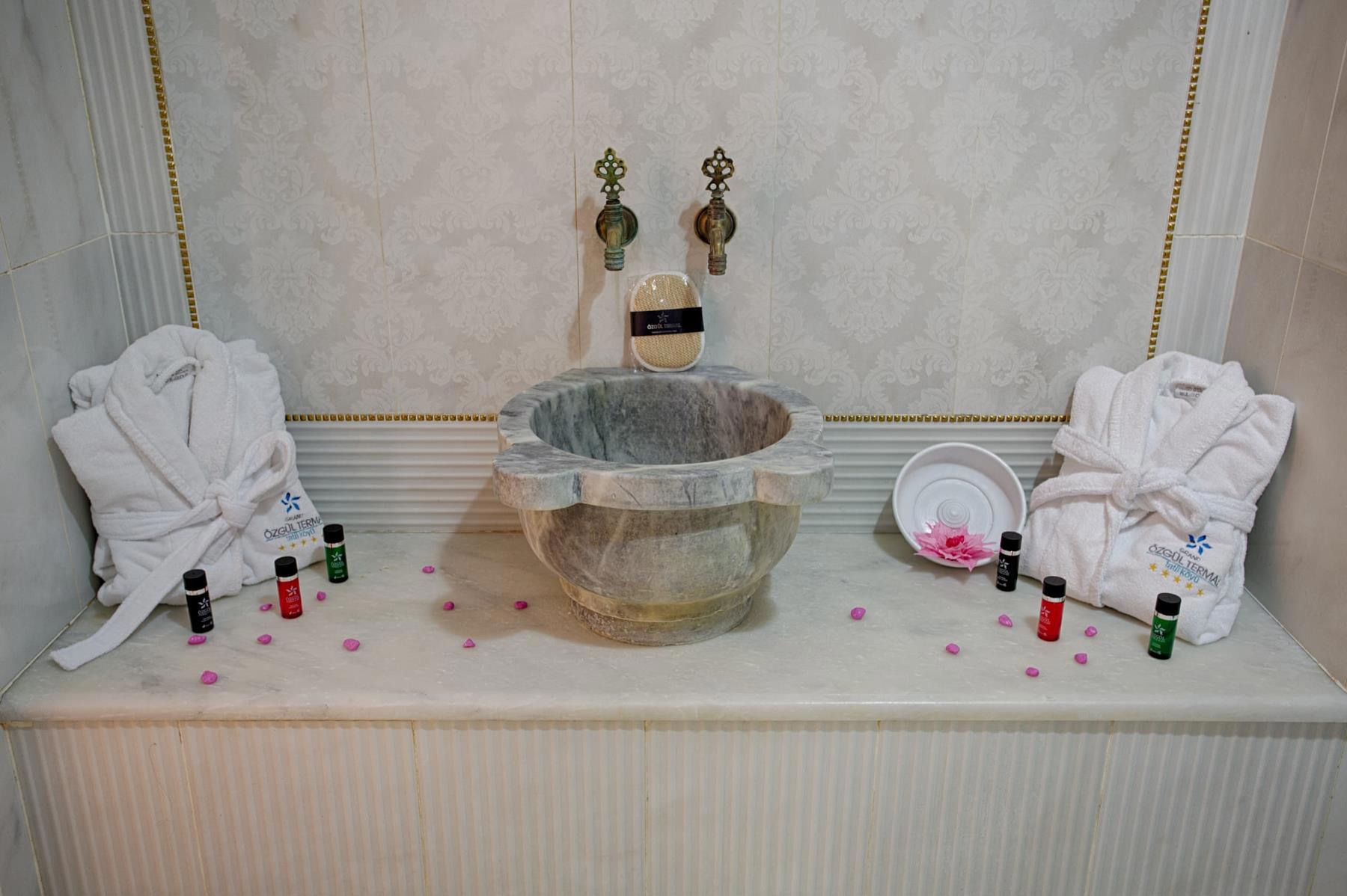 Grand Özgül Thermal Holiday Village