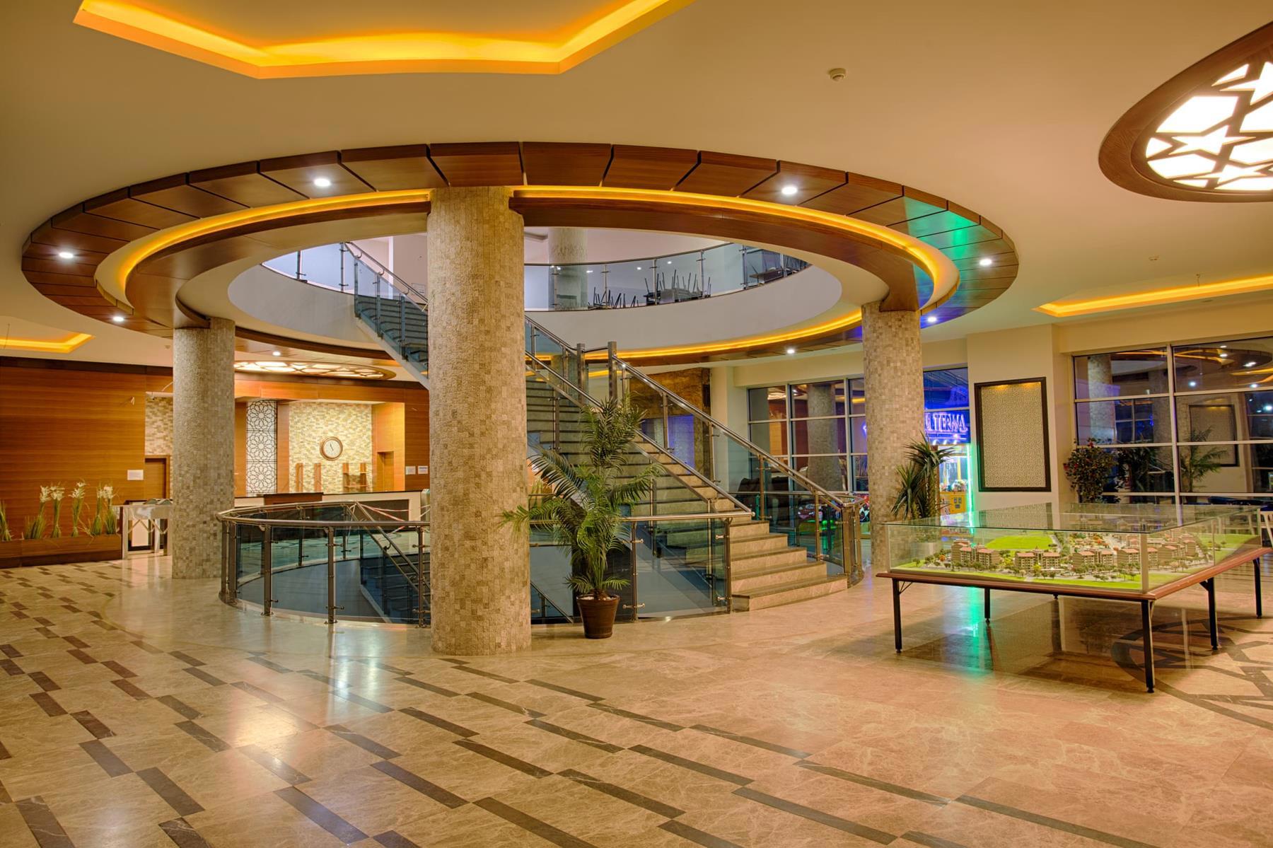 Grand Özgül Thermal Holiday Village