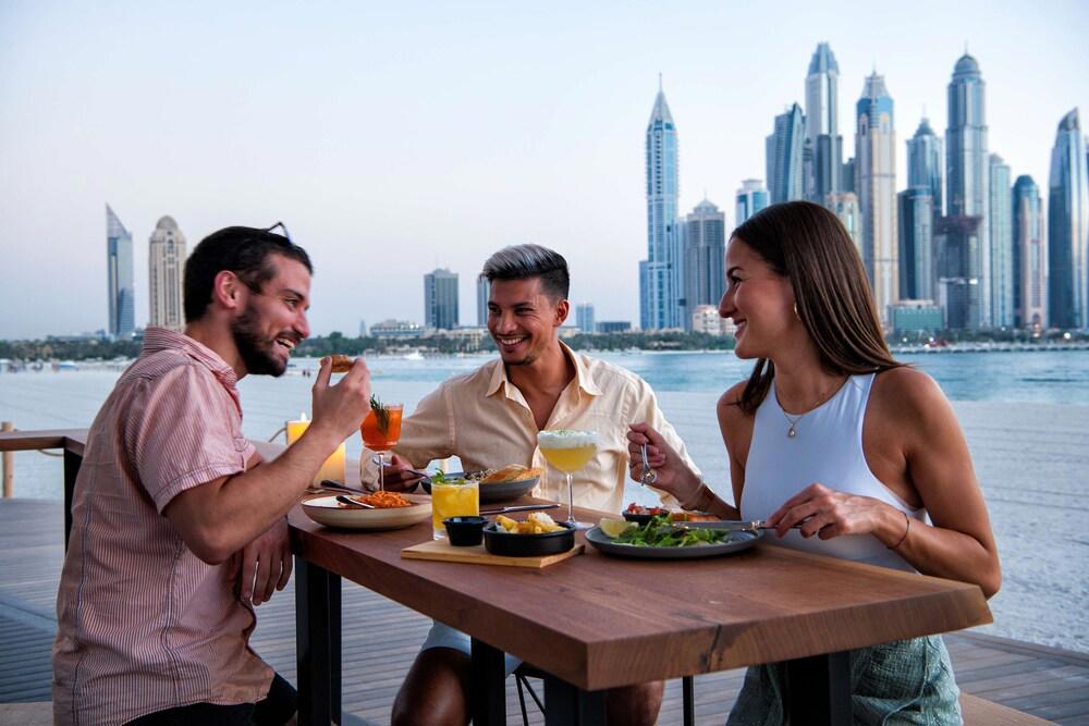 Hilton Dubai Palm Jumeirah