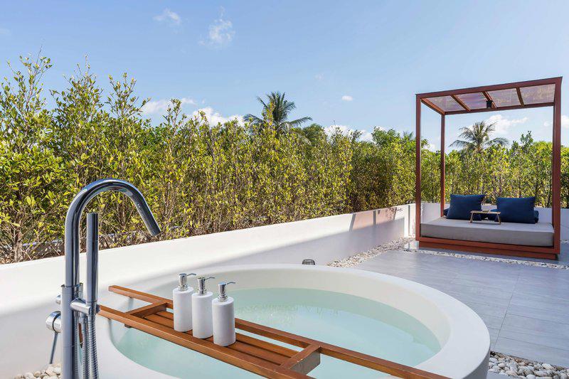 Meliá Phuket Mai Khao