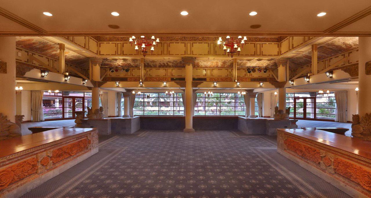 Nusa Dua Beach Hotel & Spa