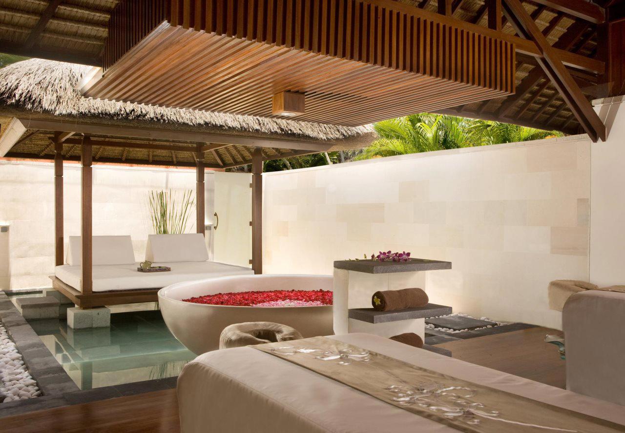 Nusa Dua Beach Hotel & Spa