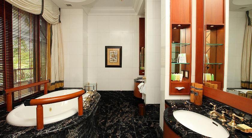 Nusa Dua Beach Hotel & Spa