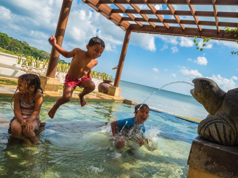 Four Seasons Resort Bali at Jimbaran Bay