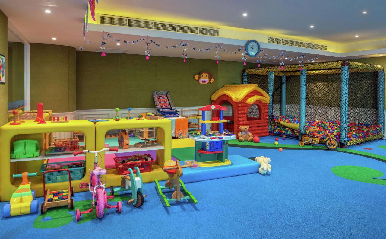 Pullman Phuket Karon Beach Resort