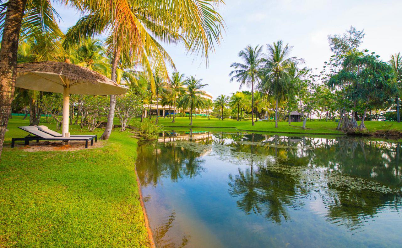 Pullman Phuket Karon Beach Resort