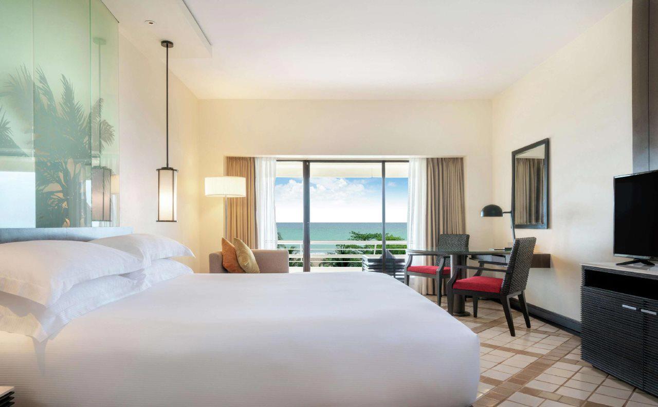 Pullman Phuket Karon Beach Resort