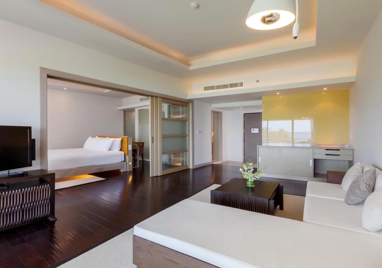 Pullman Phuket Karon Beach Resort