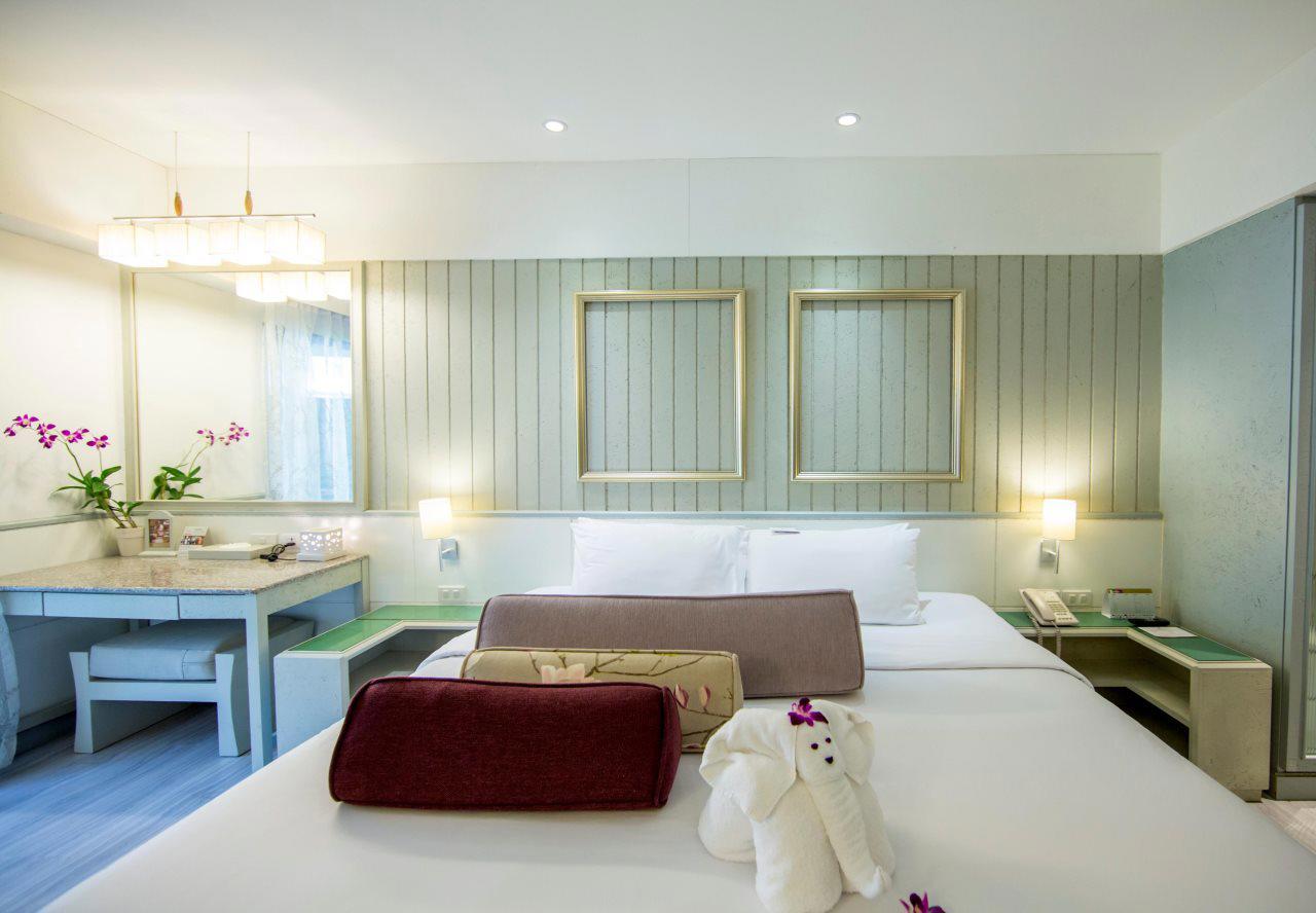 Katathani Phuket Beach Resort