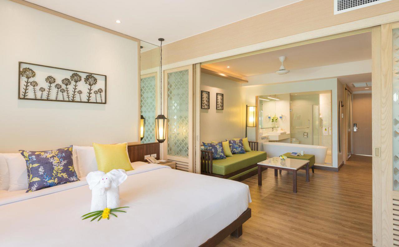 Katathani Phuket Beach Resort