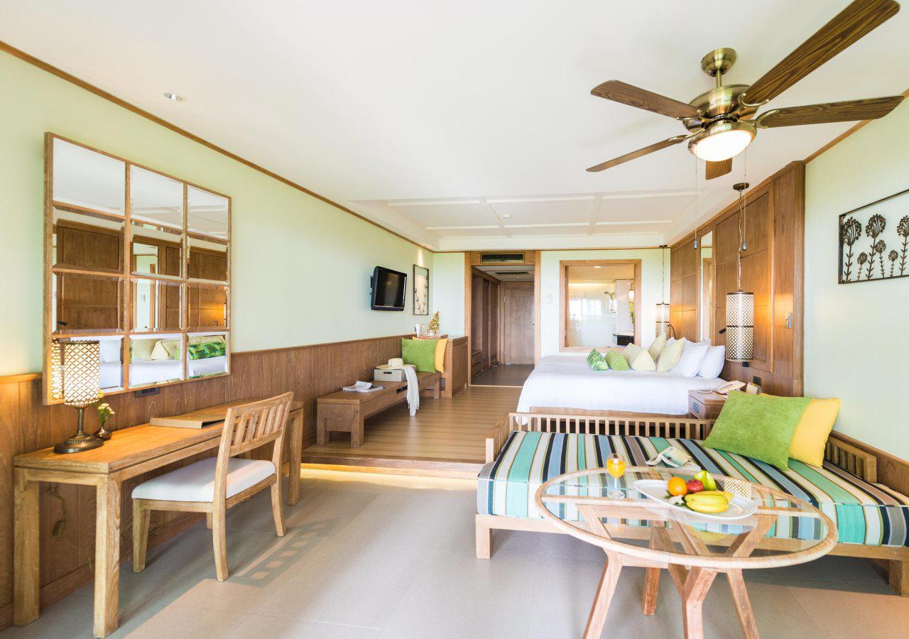 Katathani Phuket Beach Resort