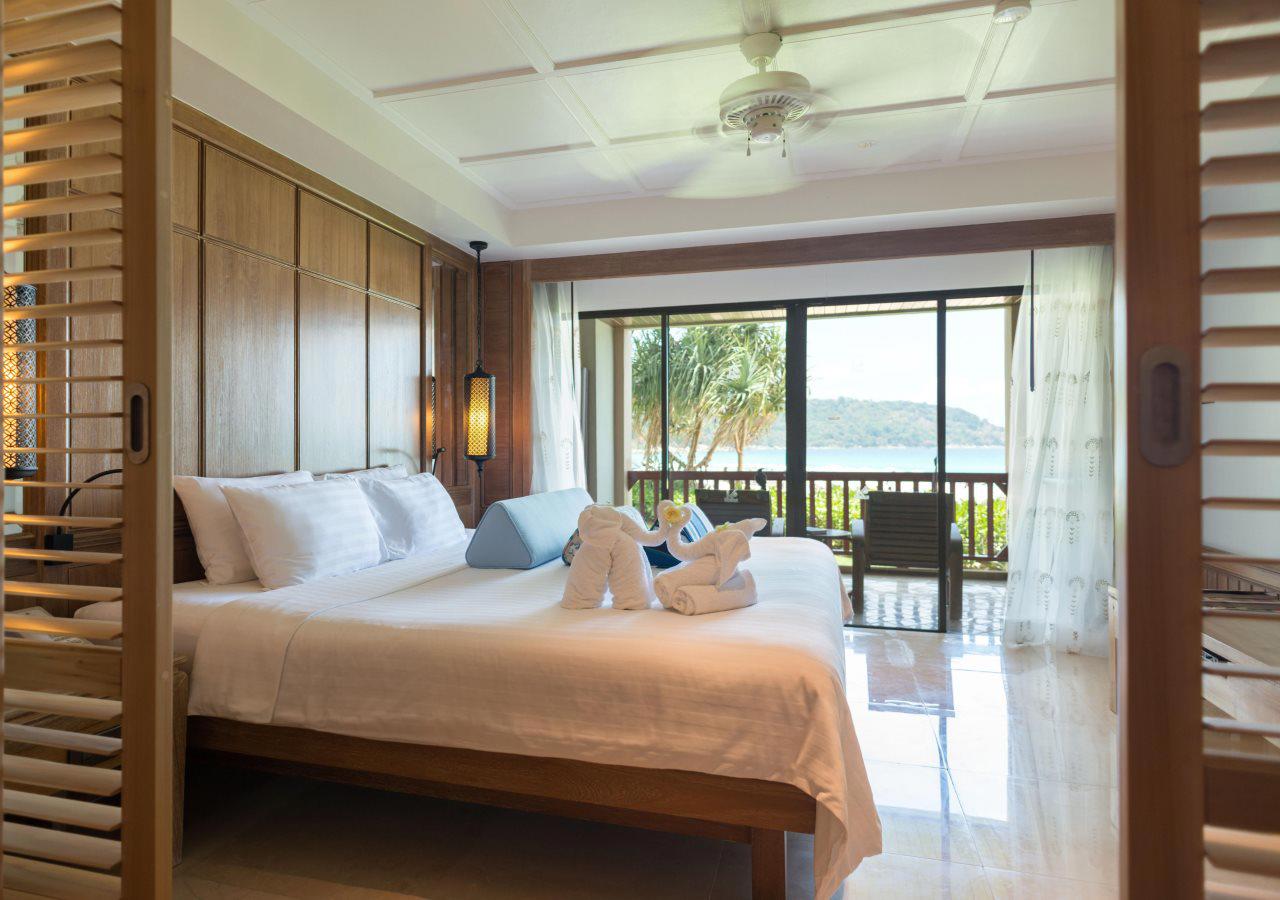 Katathani Phuket Beach Resort