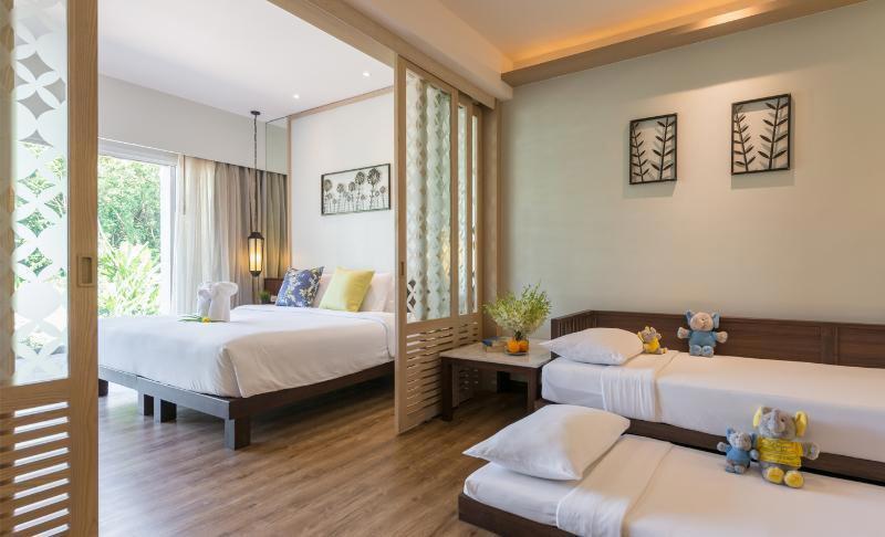 Katathani Phuket Beach Resort