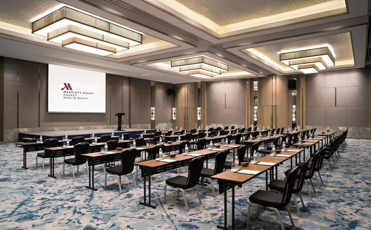 Phuket Marriott Resort & Spa, Merlin Beach