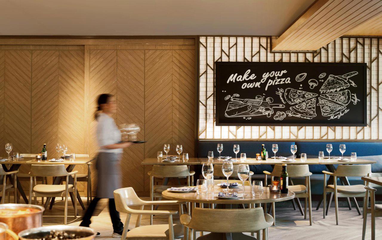 Phuket Marriott Resort & Spa, Merlin Beach