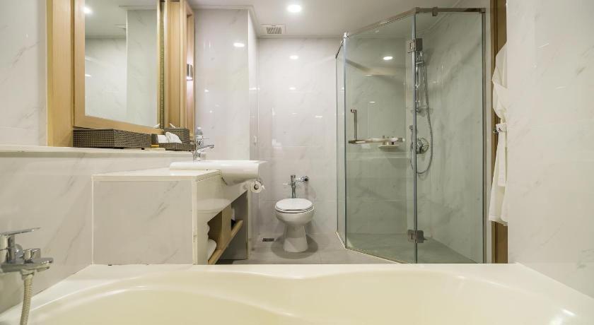 Phuket Marriott Resort & Spa, Merlin Beach