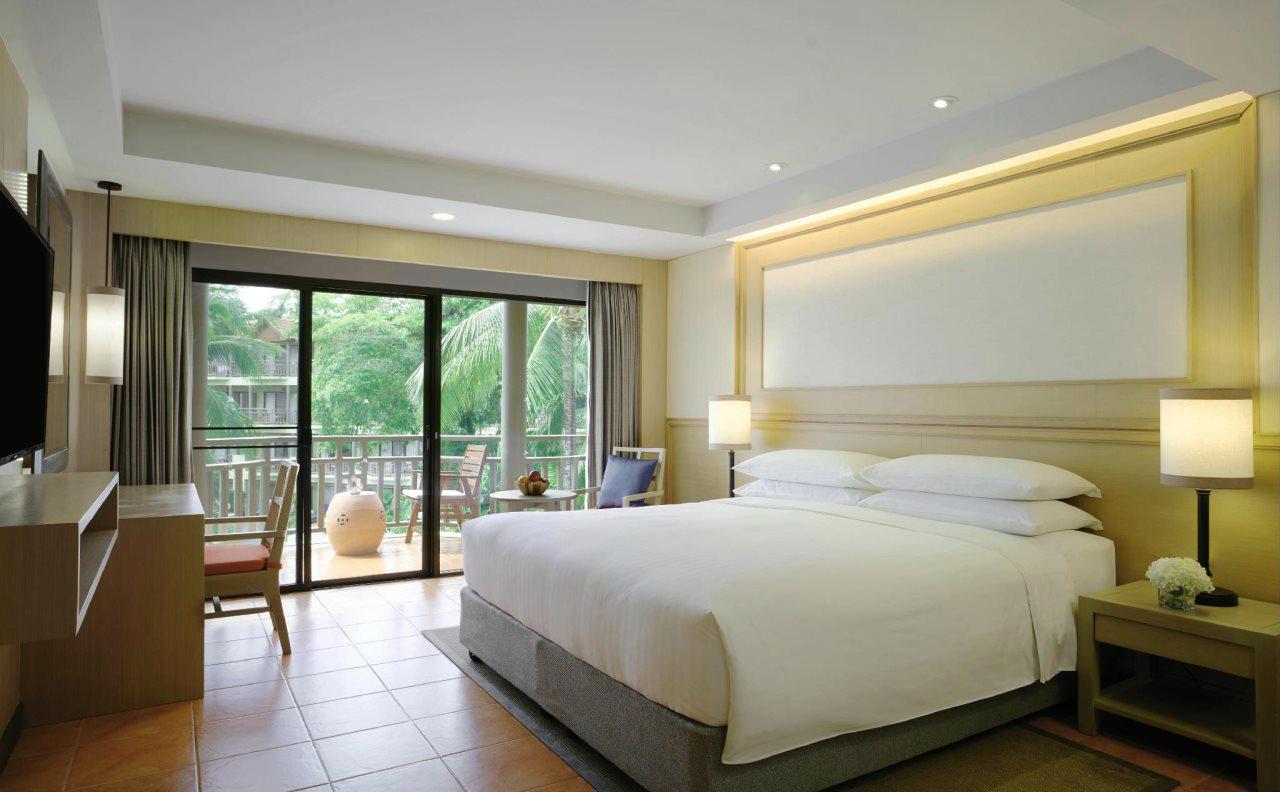 Phuket Marriott Resort & Spa, Merlin Beach