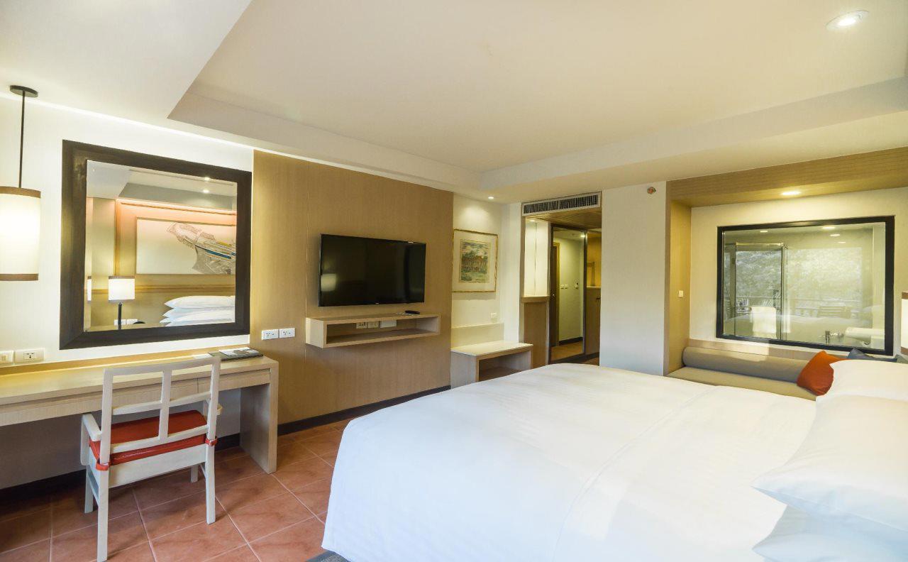 Phuket Marriott Resort & Spa, Merlin Beach