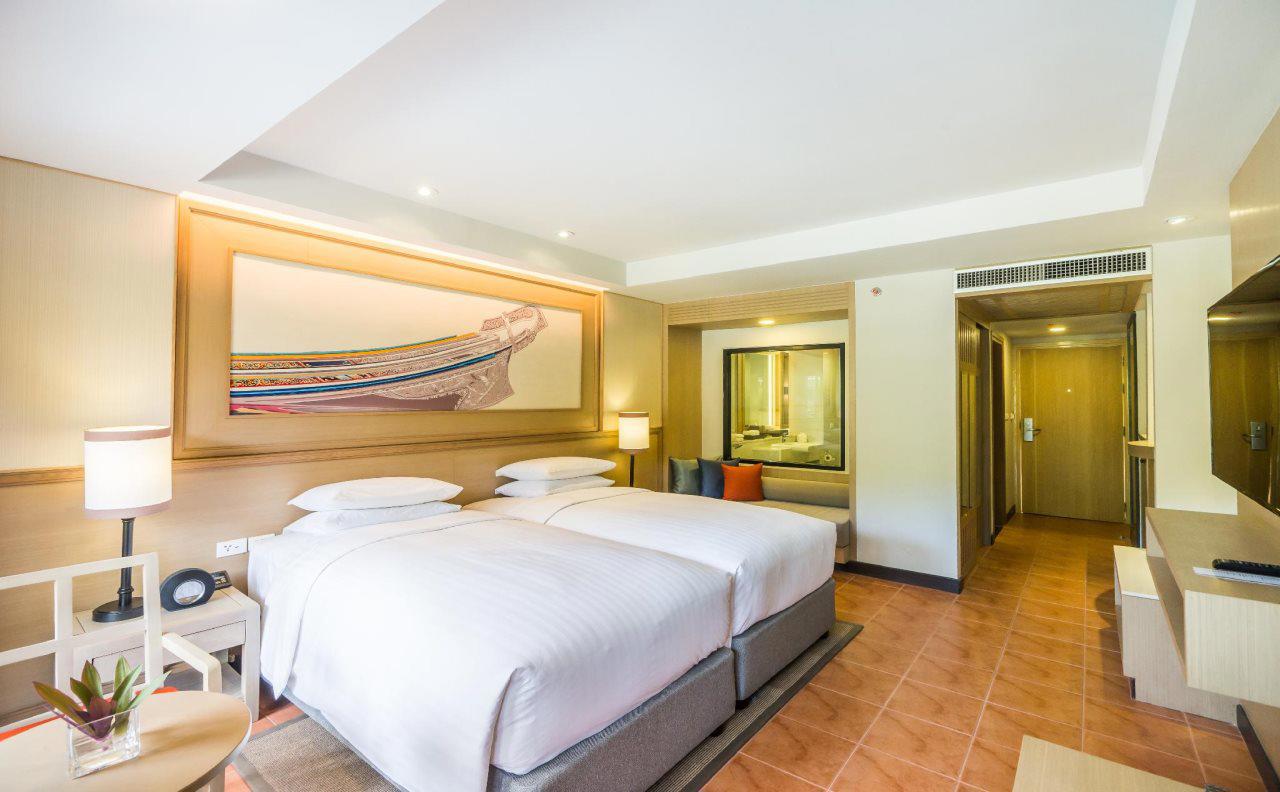 Phuket Marriott Resort & Spa, Merlin Beach