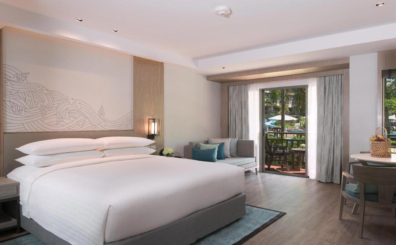 Phuket Marriott Resort & Spa, Merlin Beach