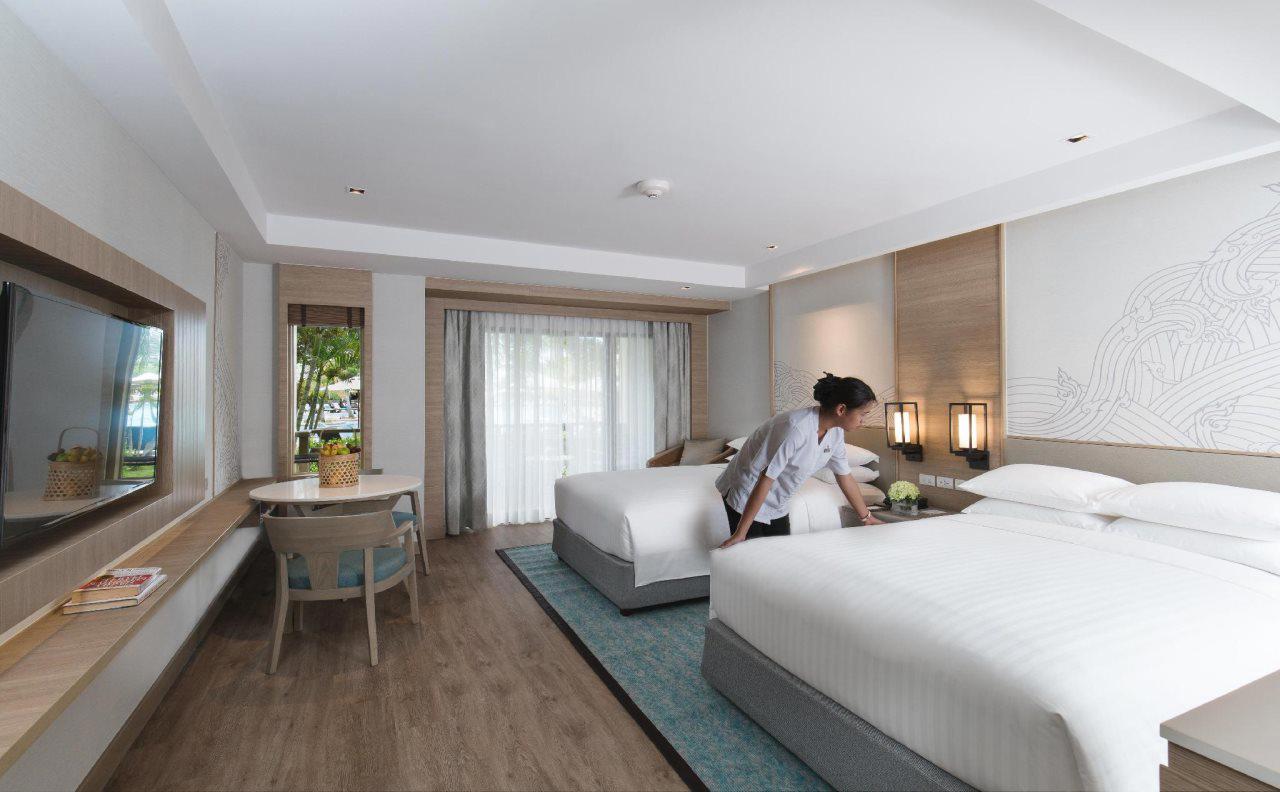 Phuket Marriott Resort & Spa, Merlin Beach