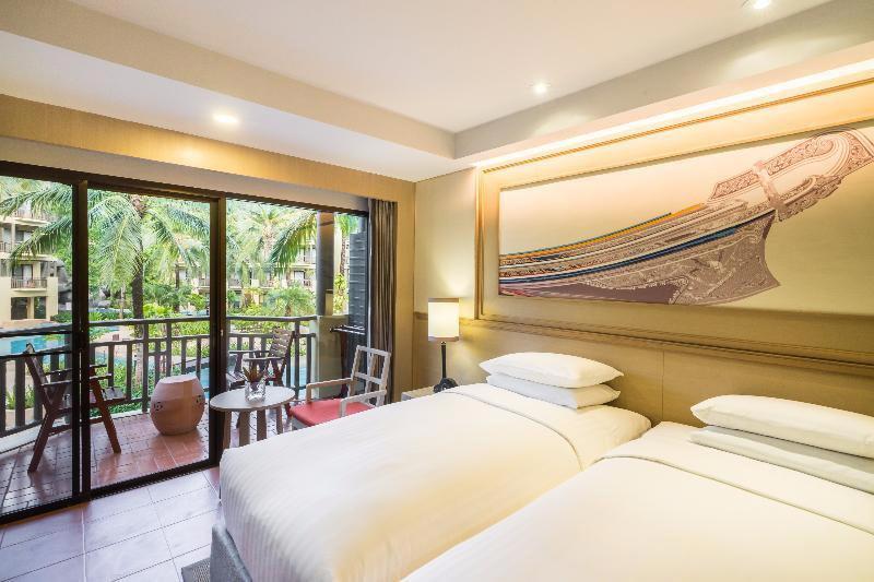 Phuket Marriott Resort & Spa, Merlin Beach