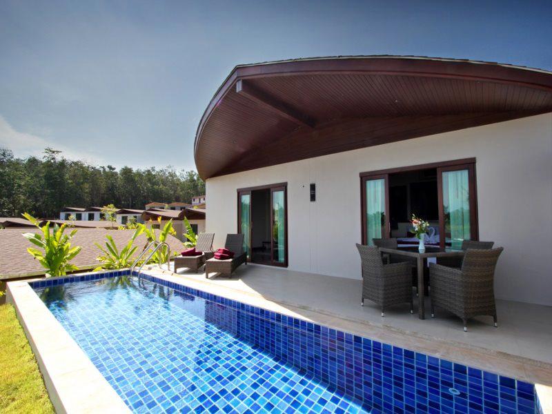 Barceló Coconut Island