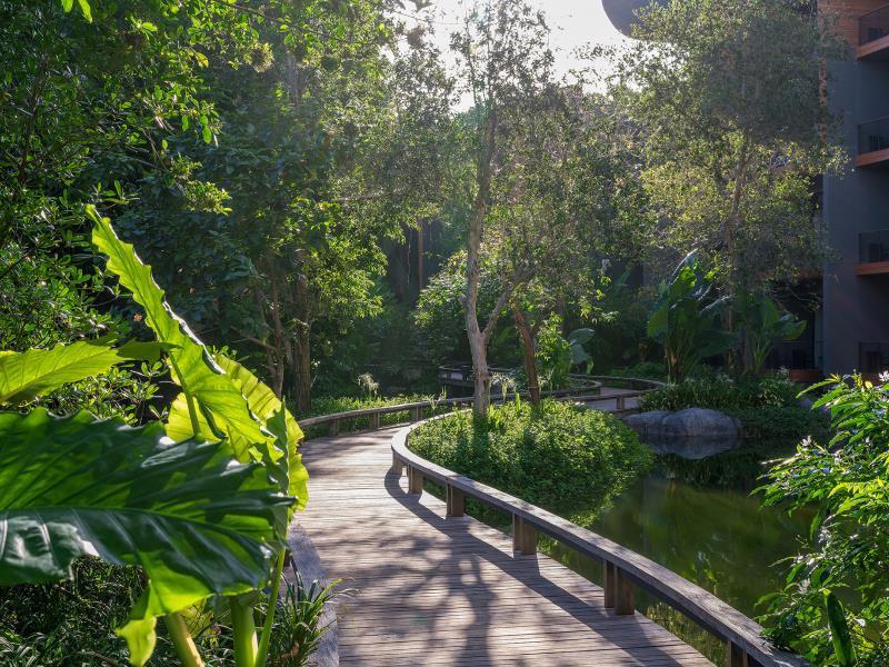 Renaissance Phuket Resort & Spa