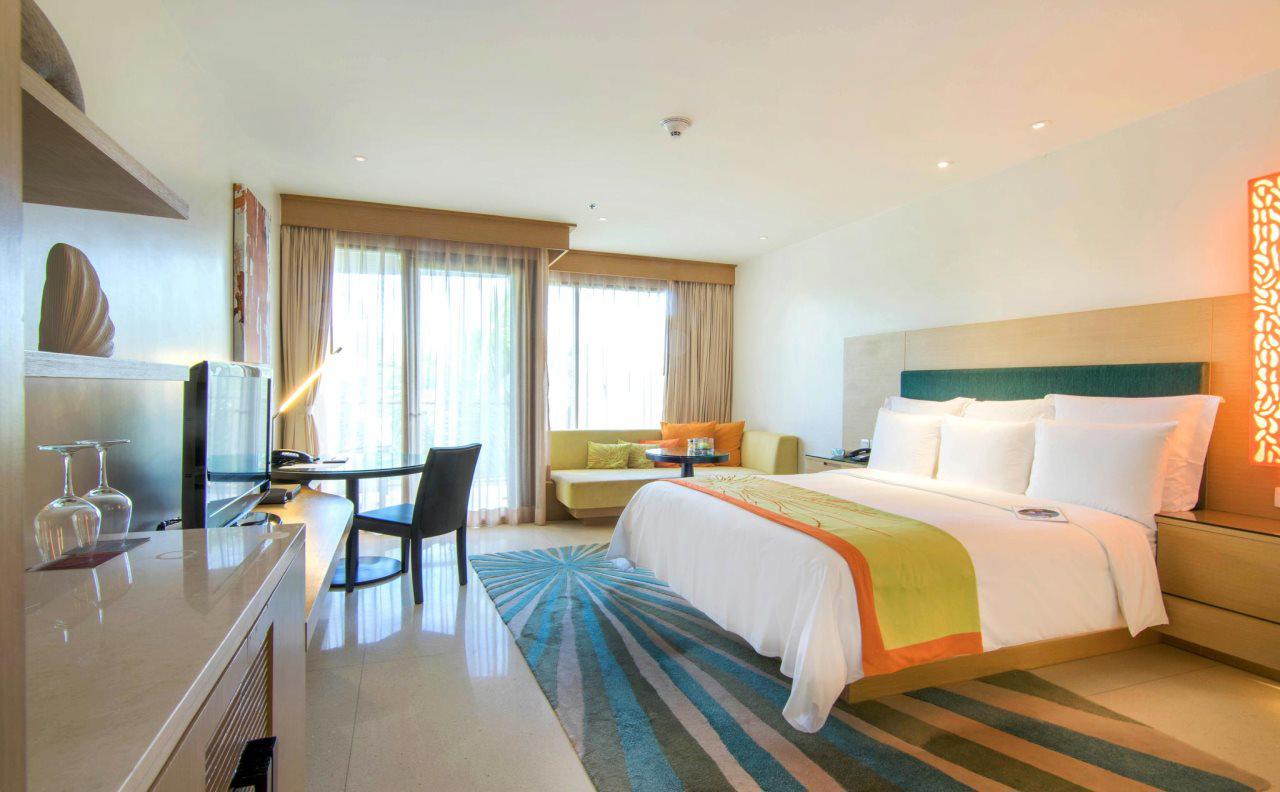 Renaissance Phuket Resort & Spa