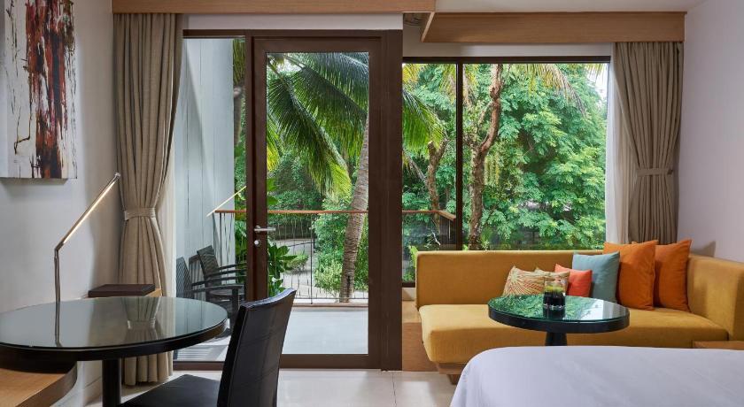 Renaissance Phuket Resort & Spa