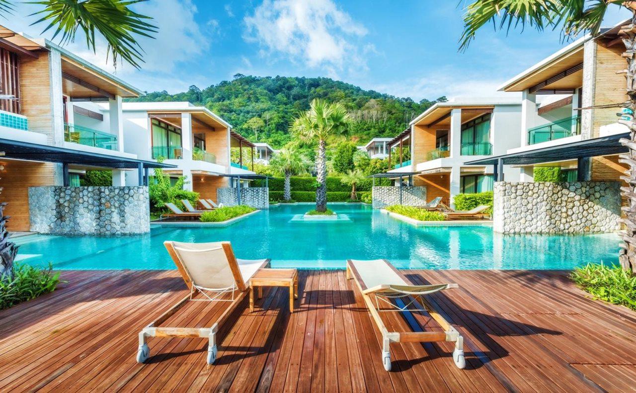 Wyndham Sea Pearl Resort Phuket Photos