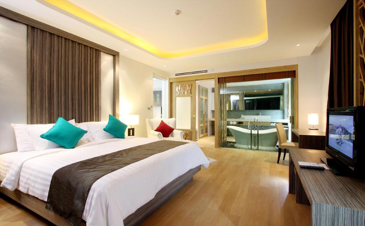 Wyndham Sea Pearl Resort Phuket