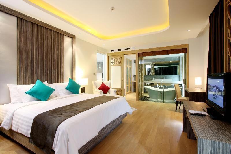 Wyndham Sea Pearl Resort Phuket