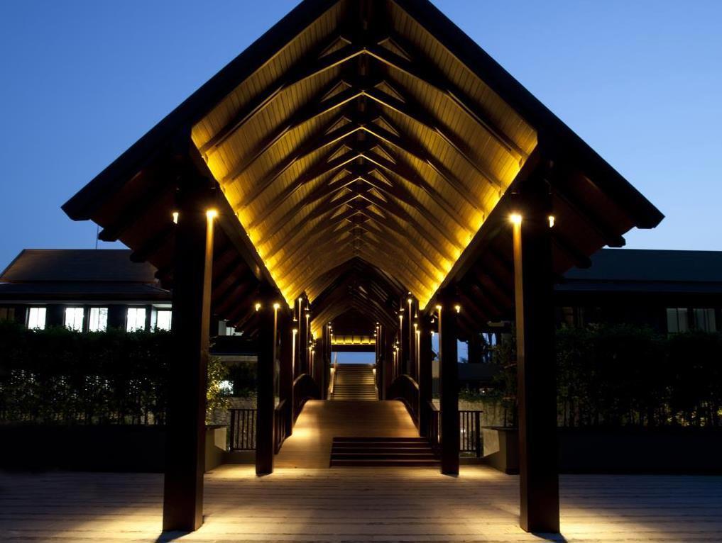 Pullman Phuket Arcadia Naithon Beach