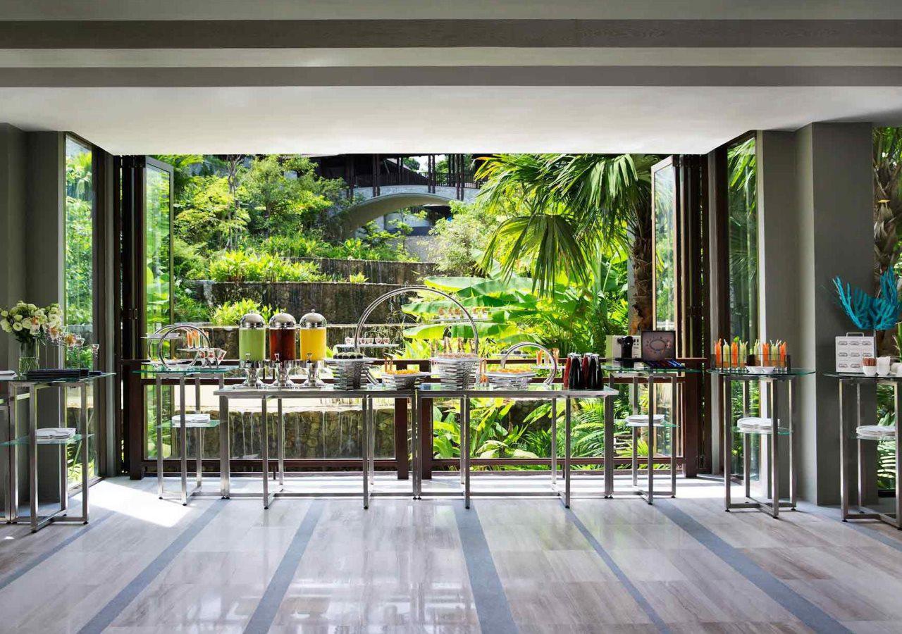 Pullman Phuket Arcadia Naithon Beach