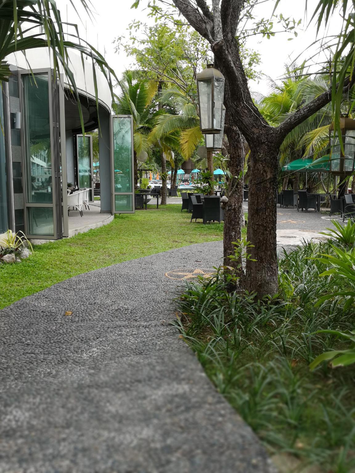 Le Coral Hideaway Beyond